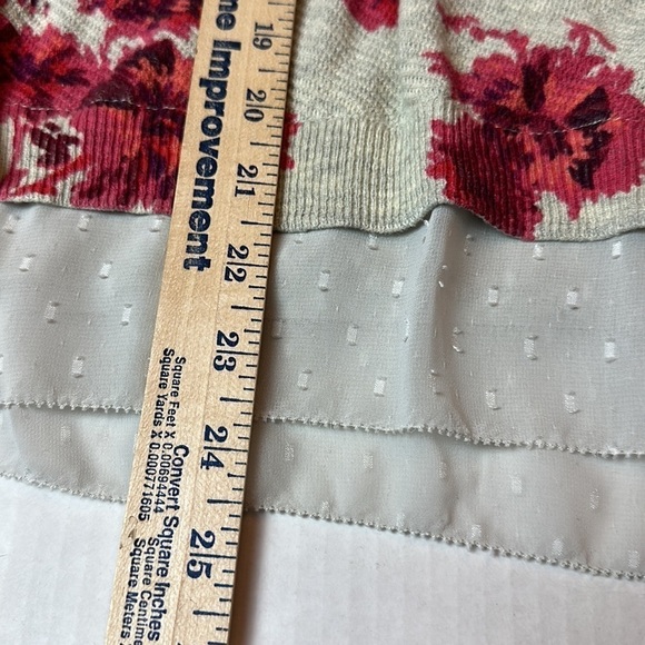 Lucky Brand lightweight sweater/tunic top with a floral print - Picture 9 of 10